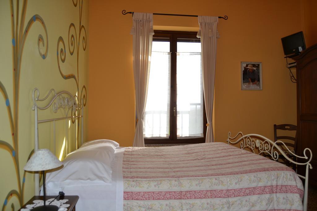 Agriturismo La Mussia Castelnuovo  Eksteriør billede